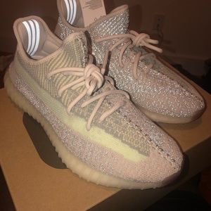 Yeezy boost 350v2 citrin reflective